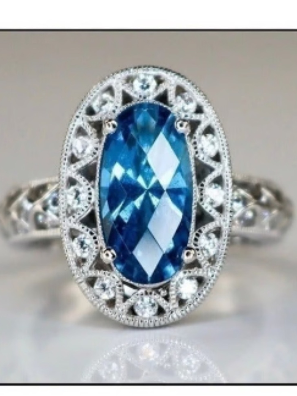 Tacori Sterling Ring with Blue Spinel Center ☀️
